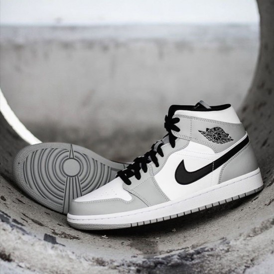 Womens/Mens Nike Jordan 1 Mid Light Smoke Grey Light Smoke Grey/Black/White Jordan Shoes